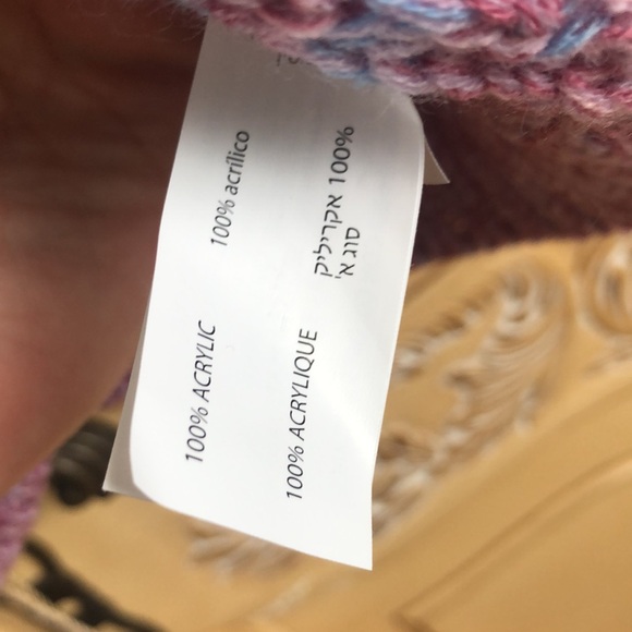 Cardigan used only once - Picture 2 of 5